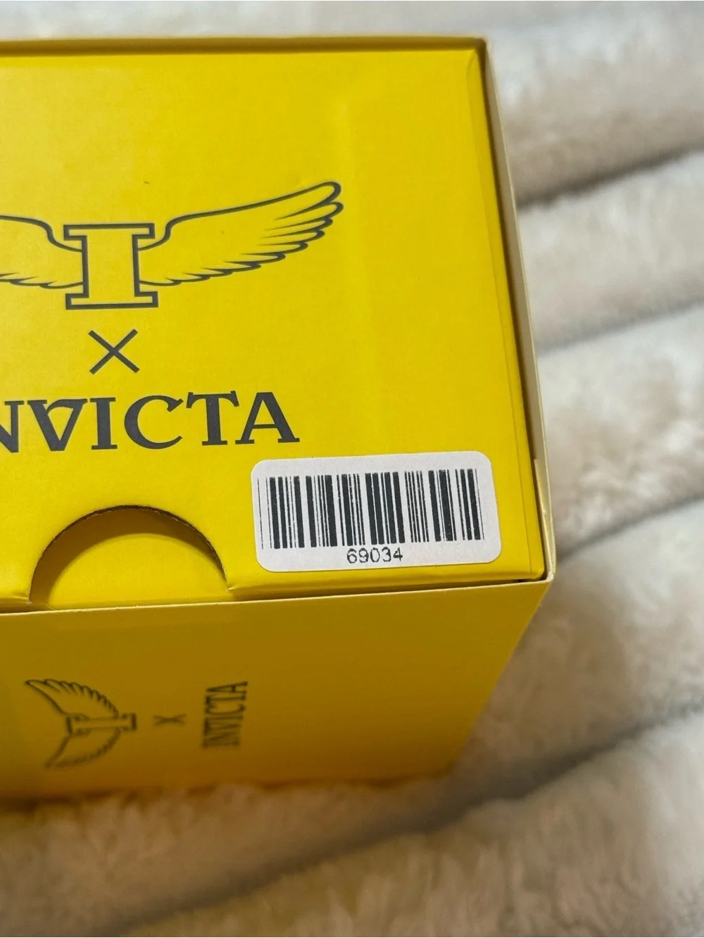 Invicta Specialty I by Invicta Men's Watch - 42mm. Gold (69034)